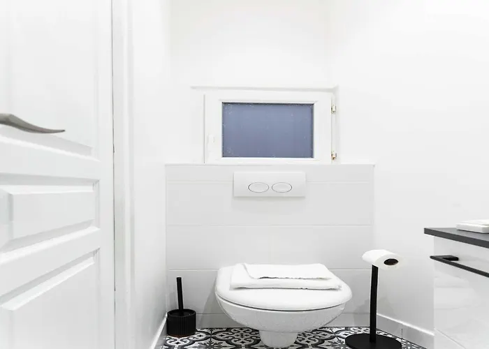 Cosy 2p Quai De Jemmapes